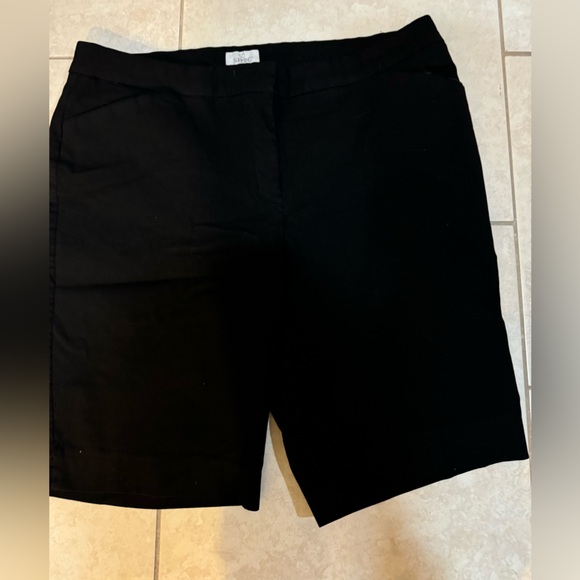 Chicos So Sliming Large Shorts - Picture 3 of 5